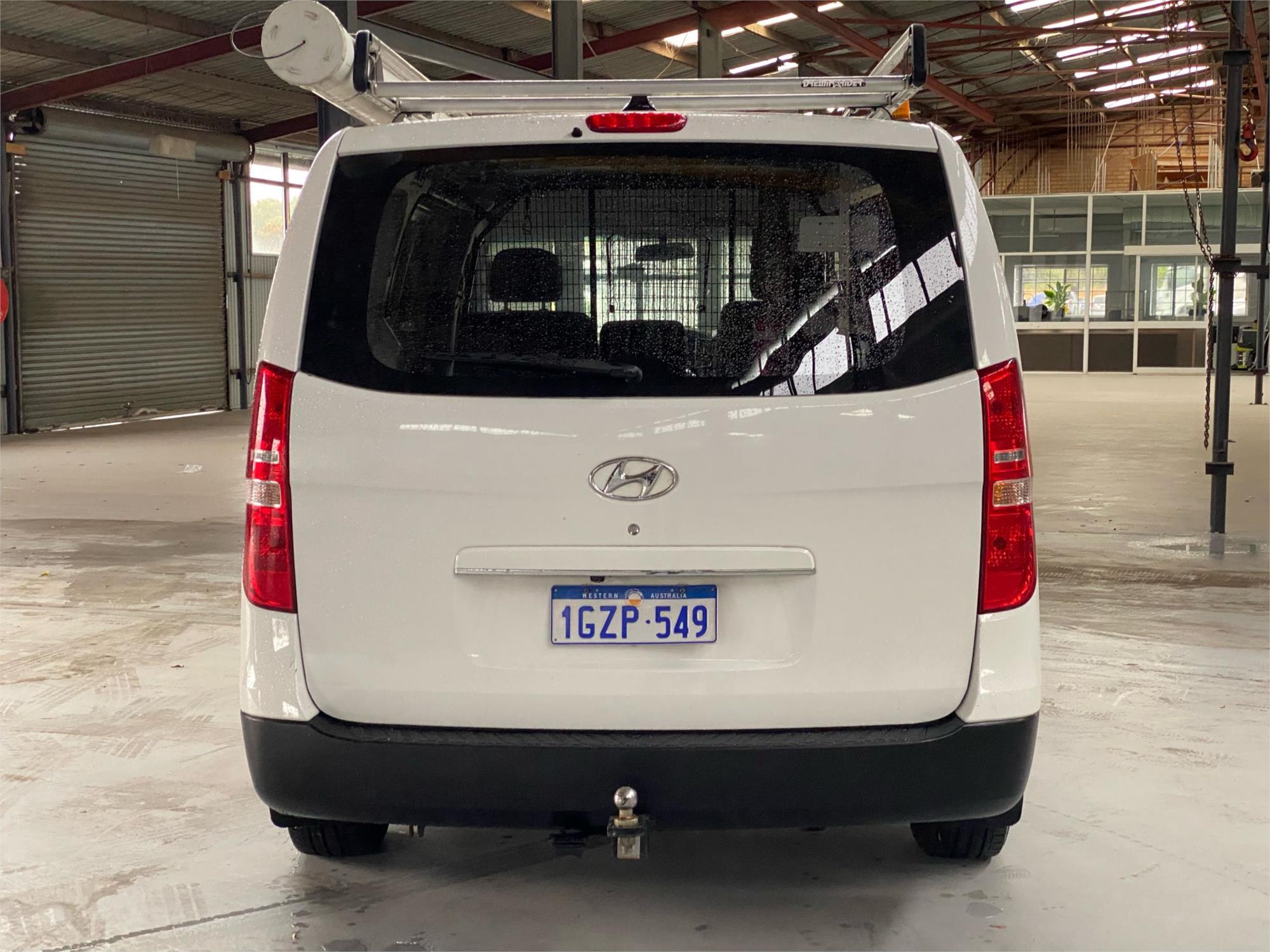 2020 HYUNDAI iLOAD 5