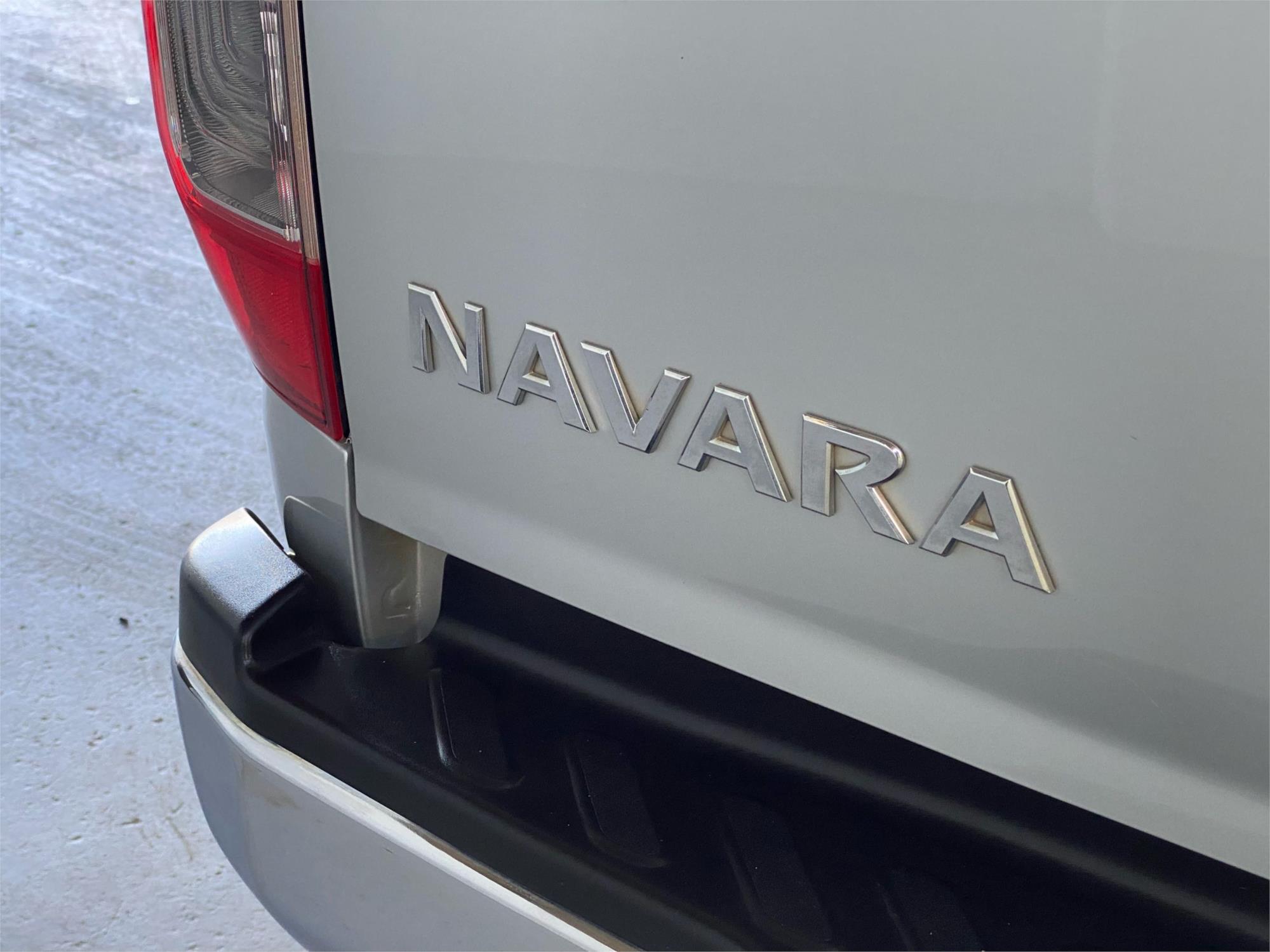 2019 NISSAN NAVARA 13