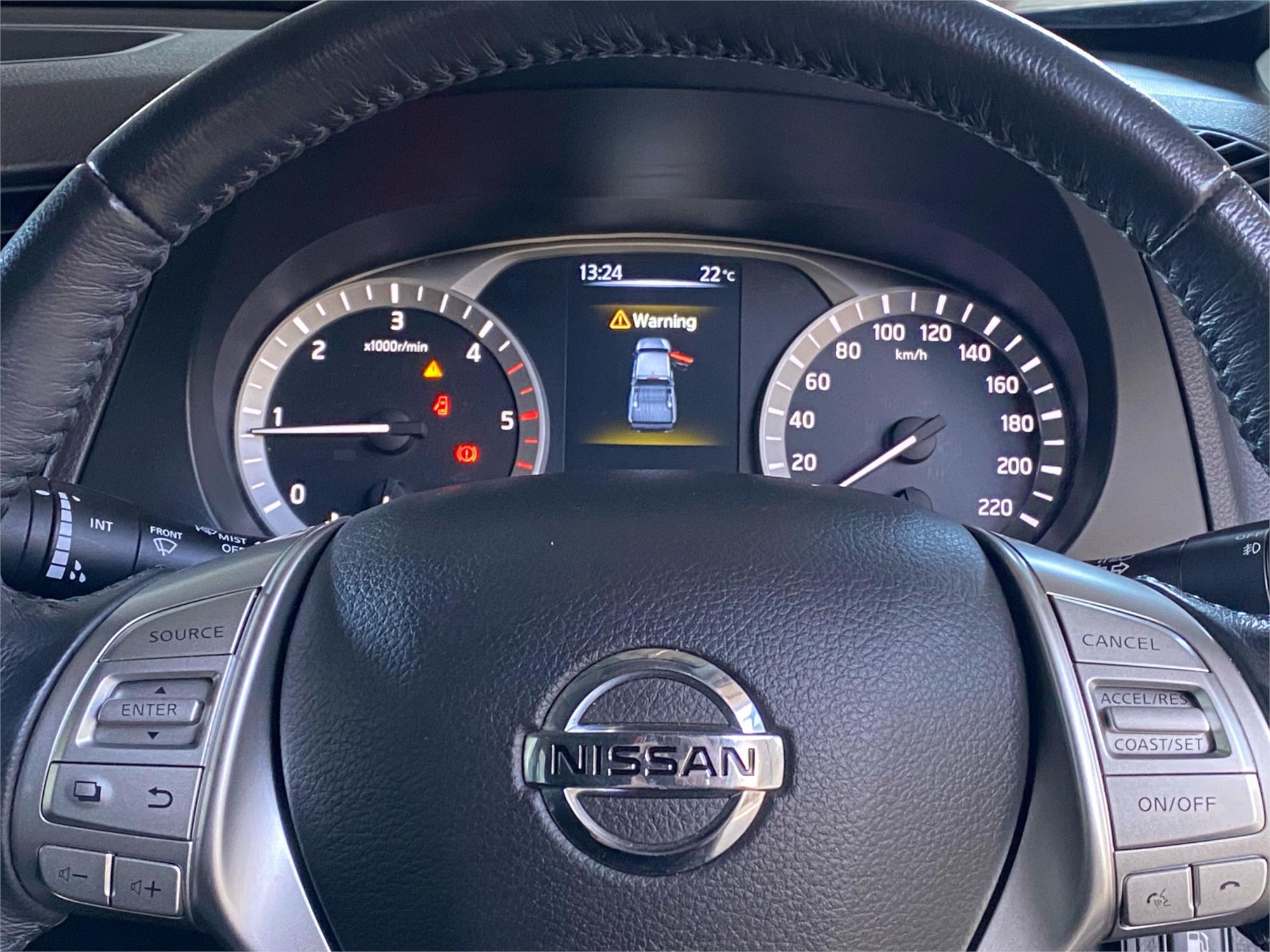 2019 NISSAN NAVARA 18