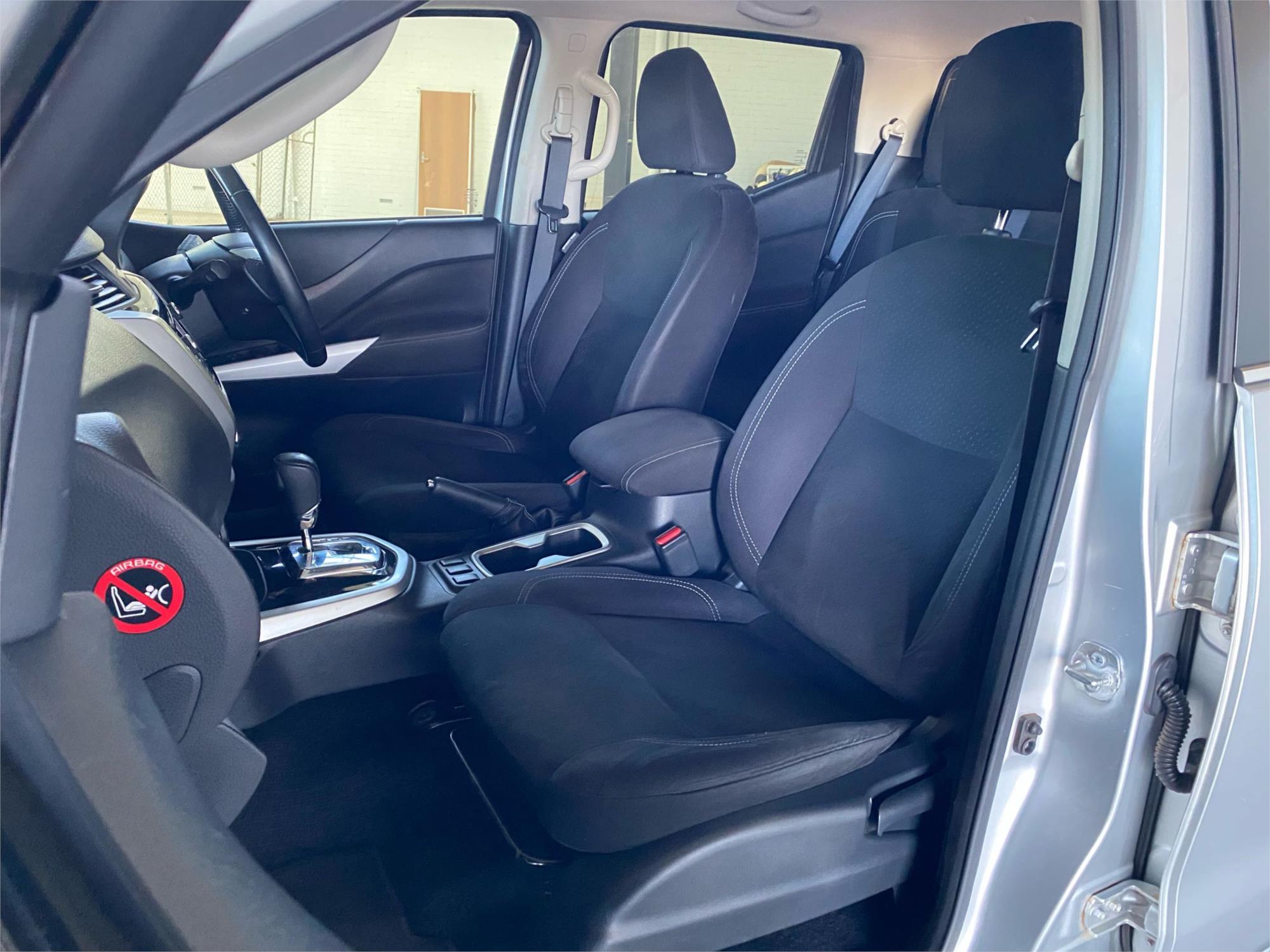 2019 NISSAN NAVARA 24