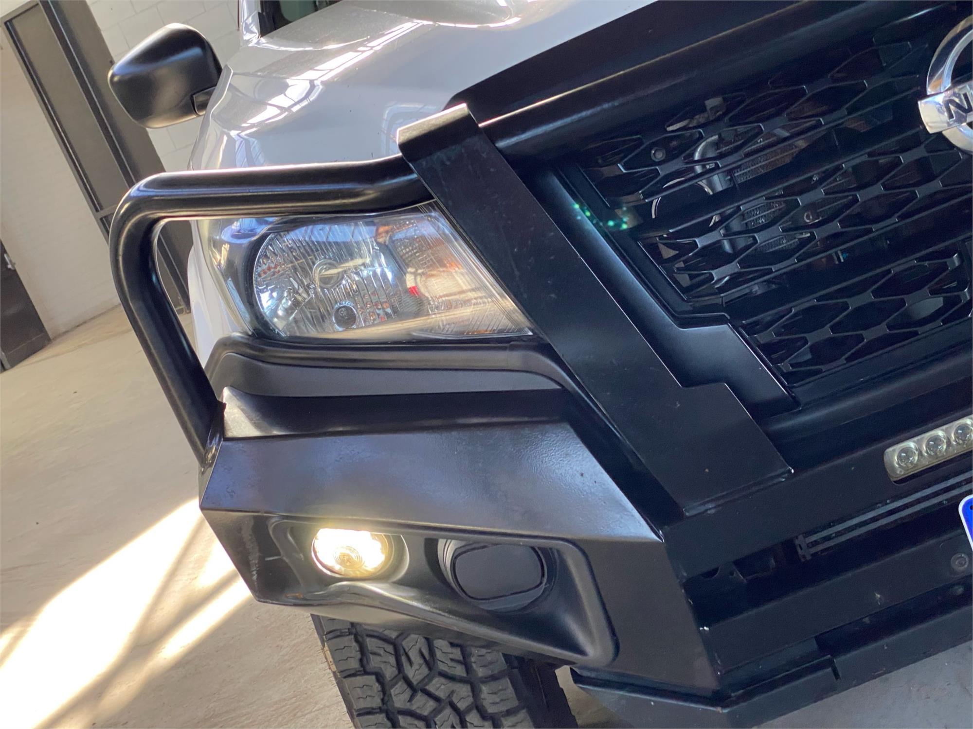 2022 NISSAN NAVARA 13
