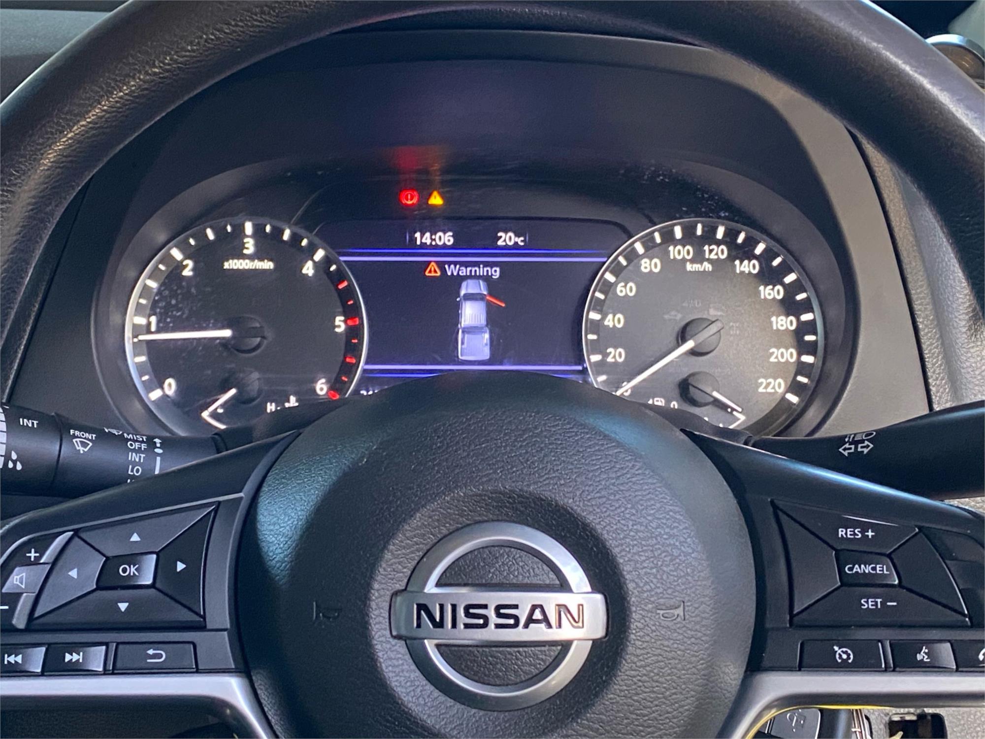 2022 NISSAN NAVARA 18