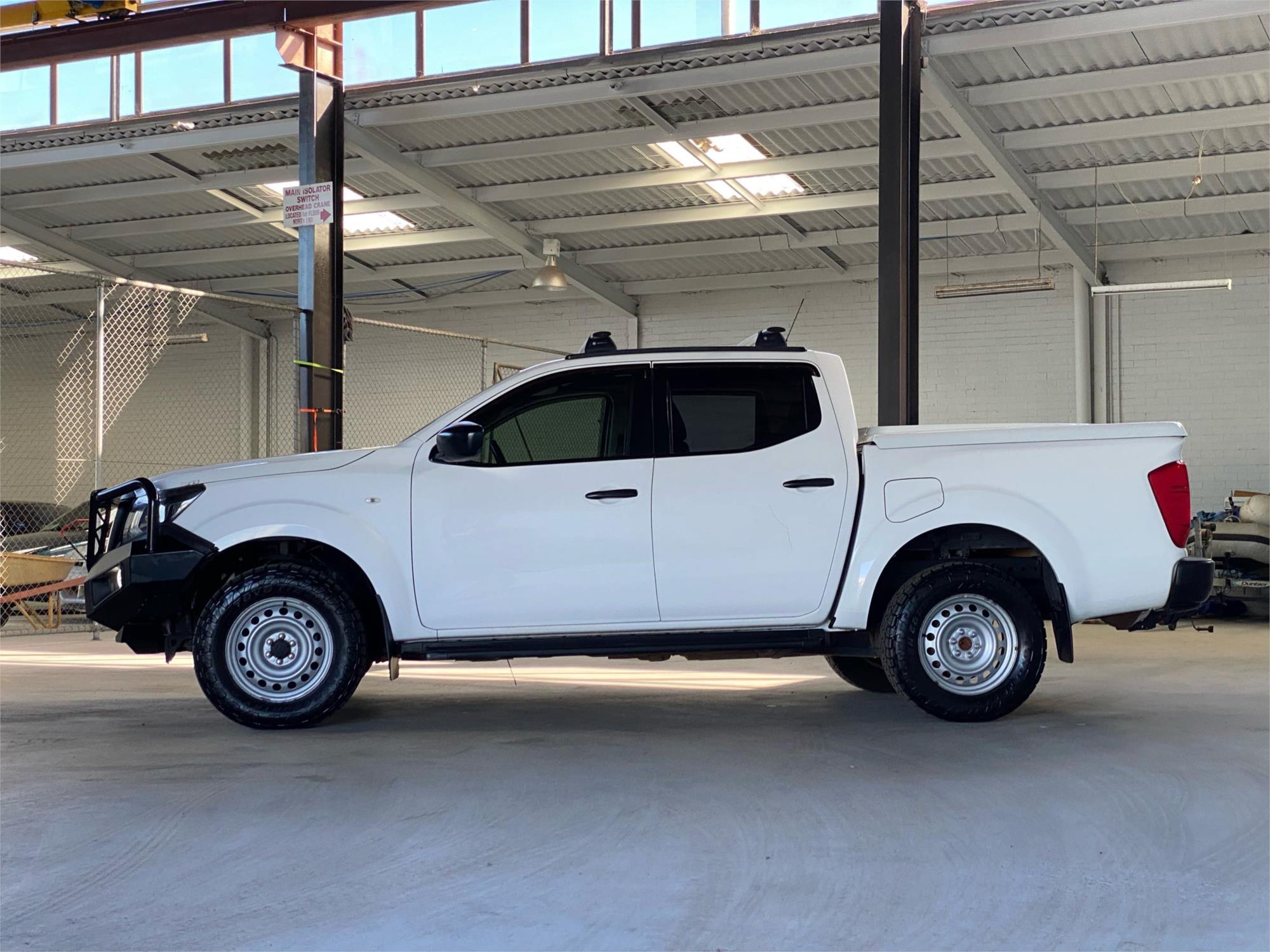2022 NISSAN NAVARA 7