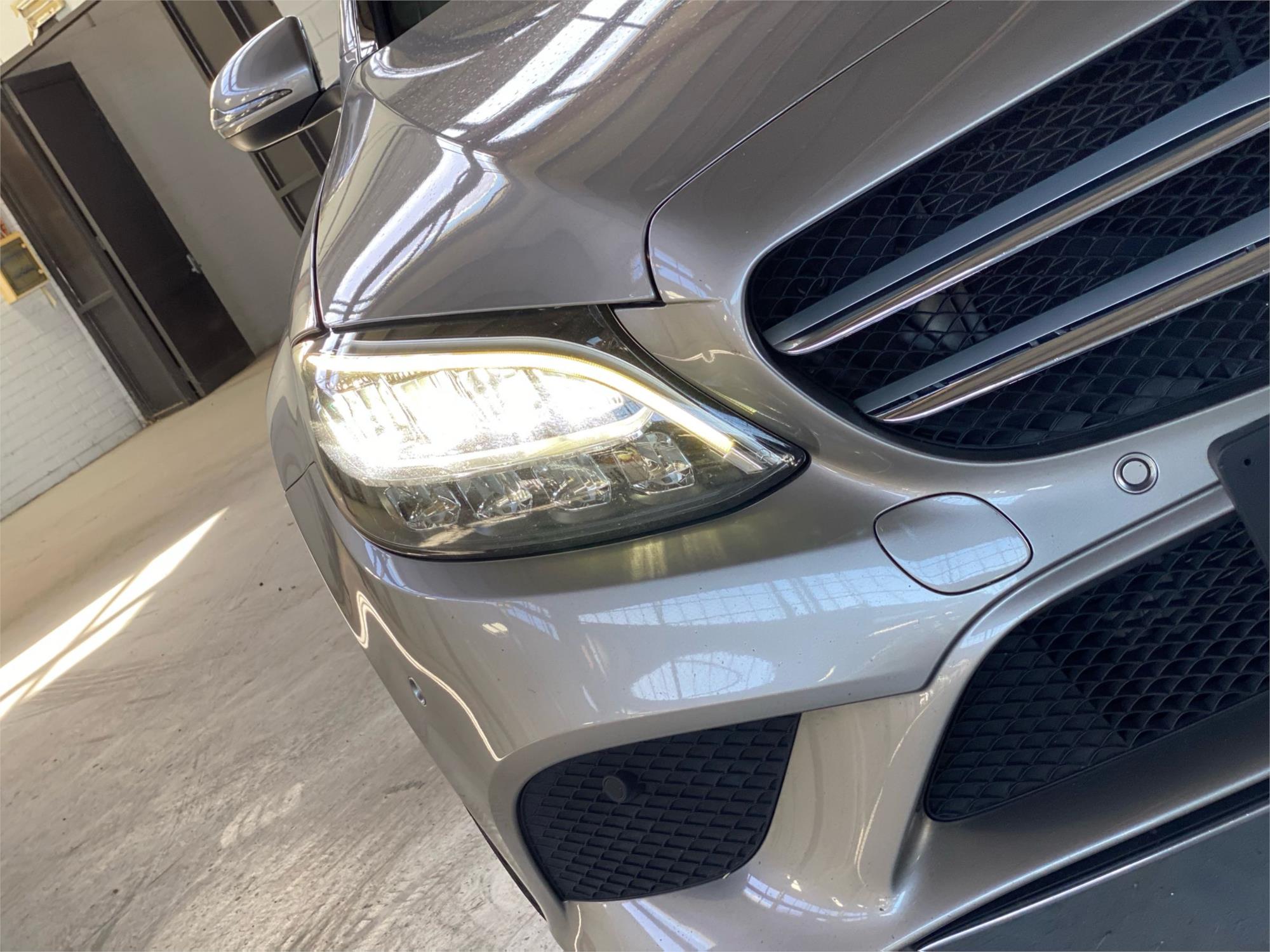 2019 MERCEDES-BENZ C200 10