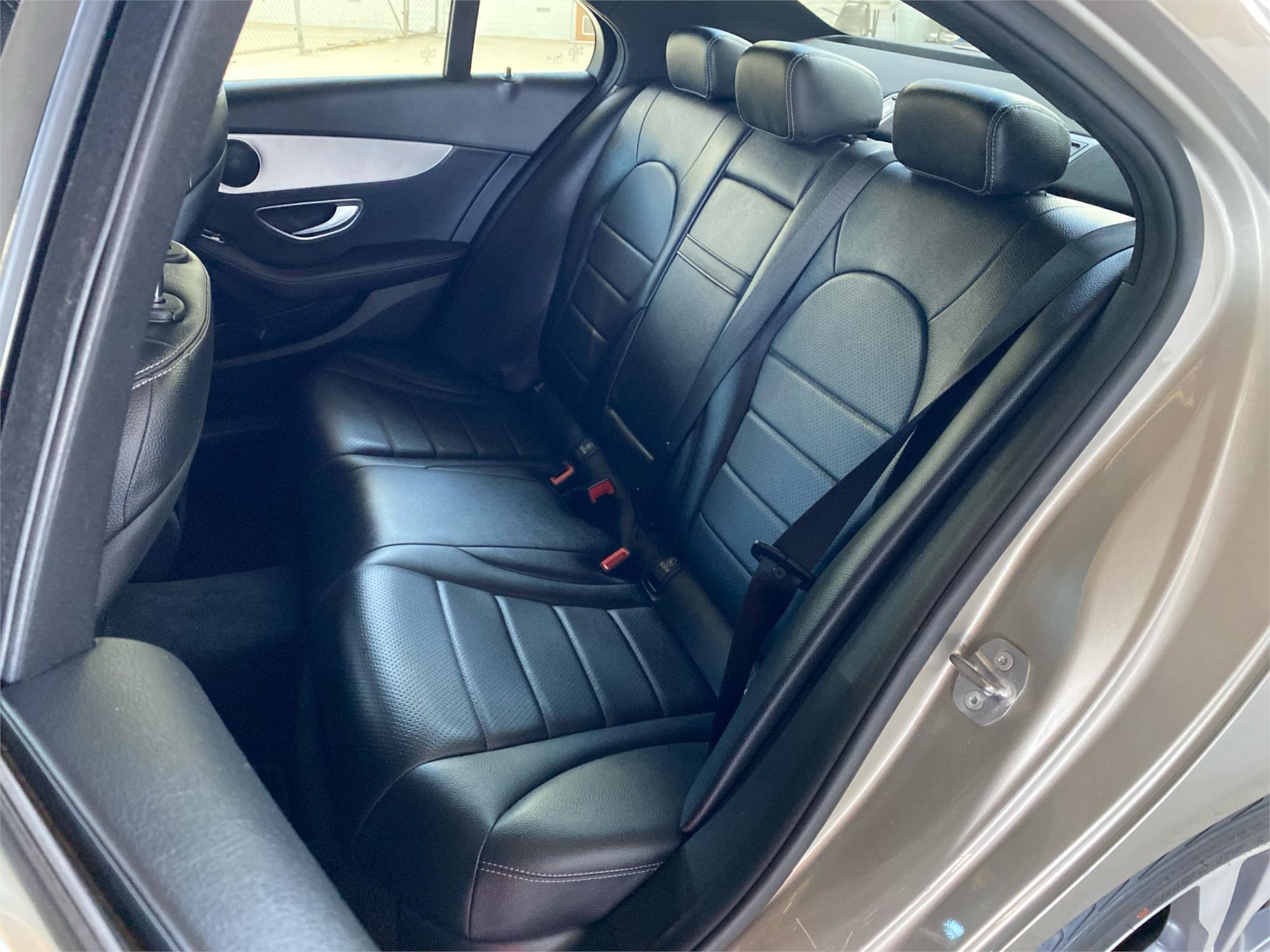 2019 MERCEDES-BENZ C200 22