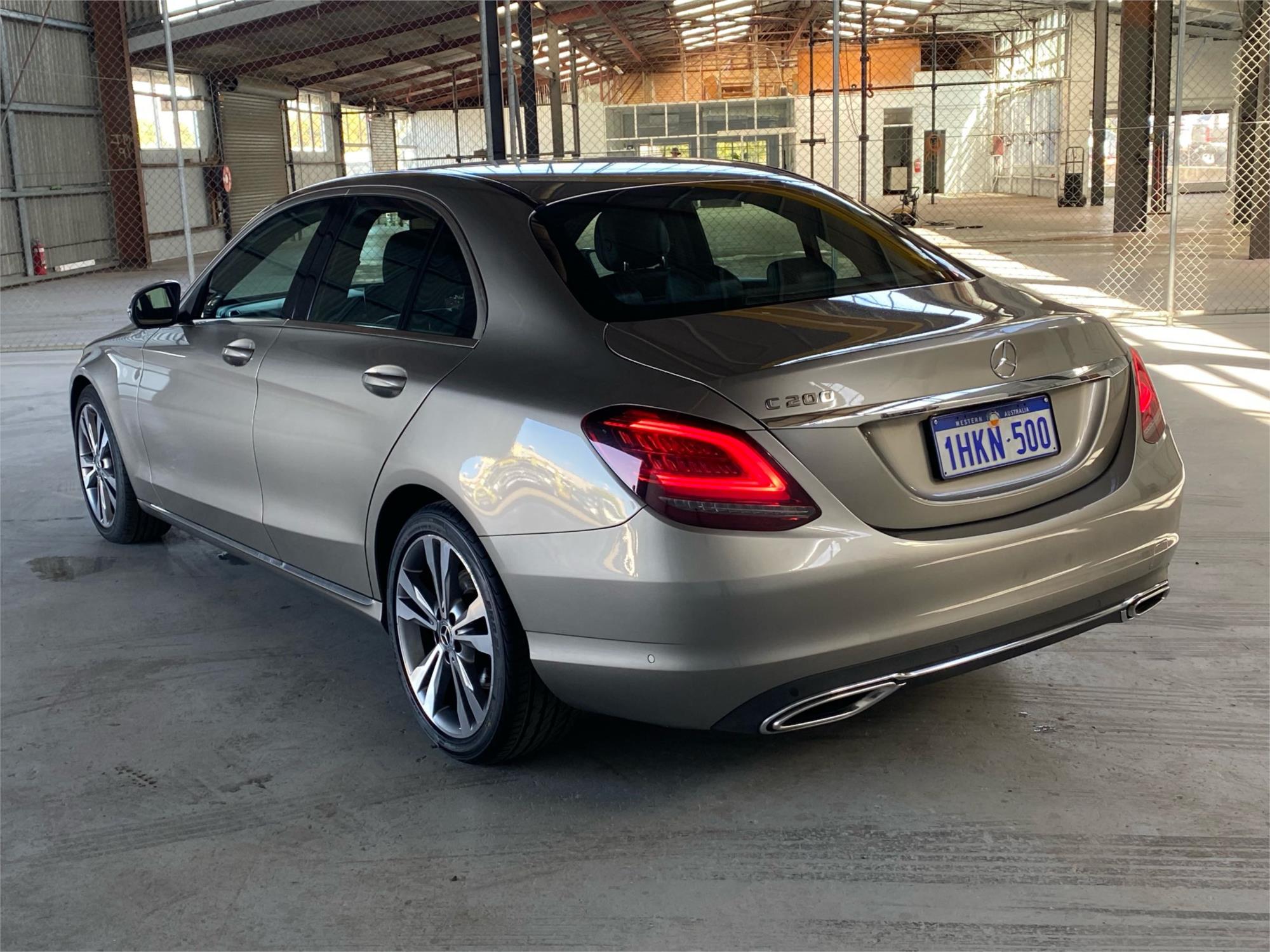 2019 MERCEDES-BENZ C200 6
