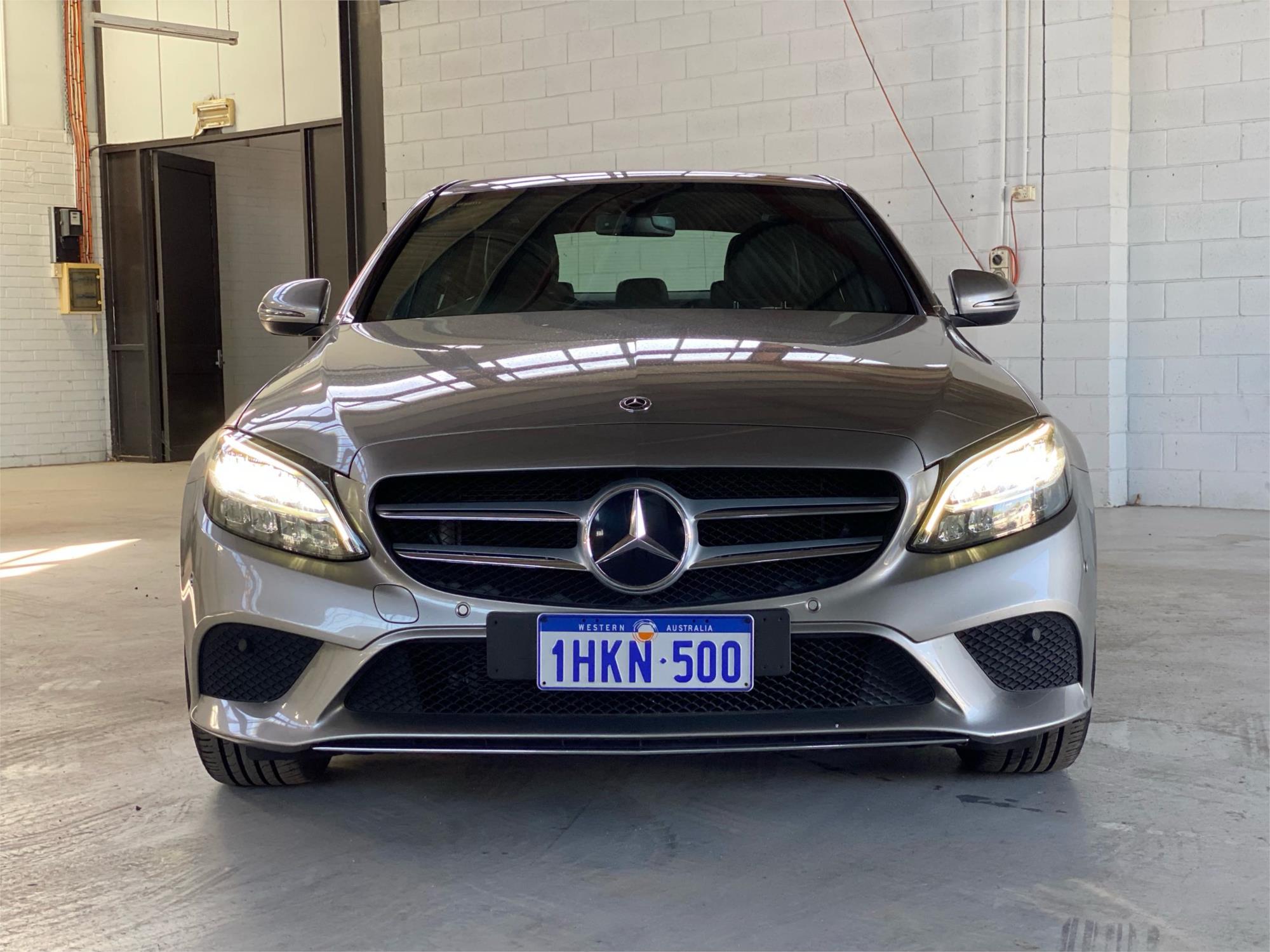 2019 MERCEDES-BENZ C200 9