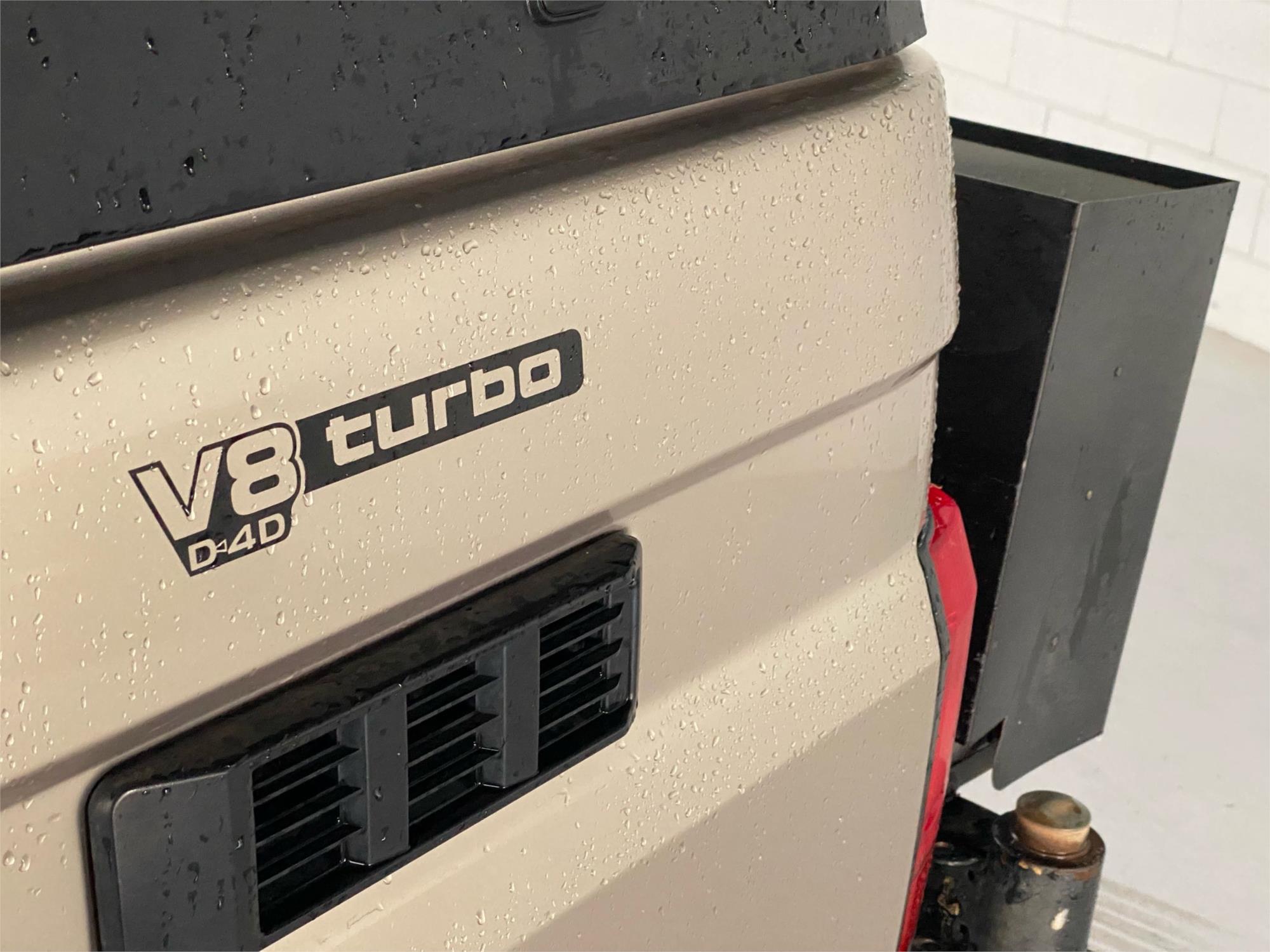 2012 TOYOTA LANDCRUISER 13