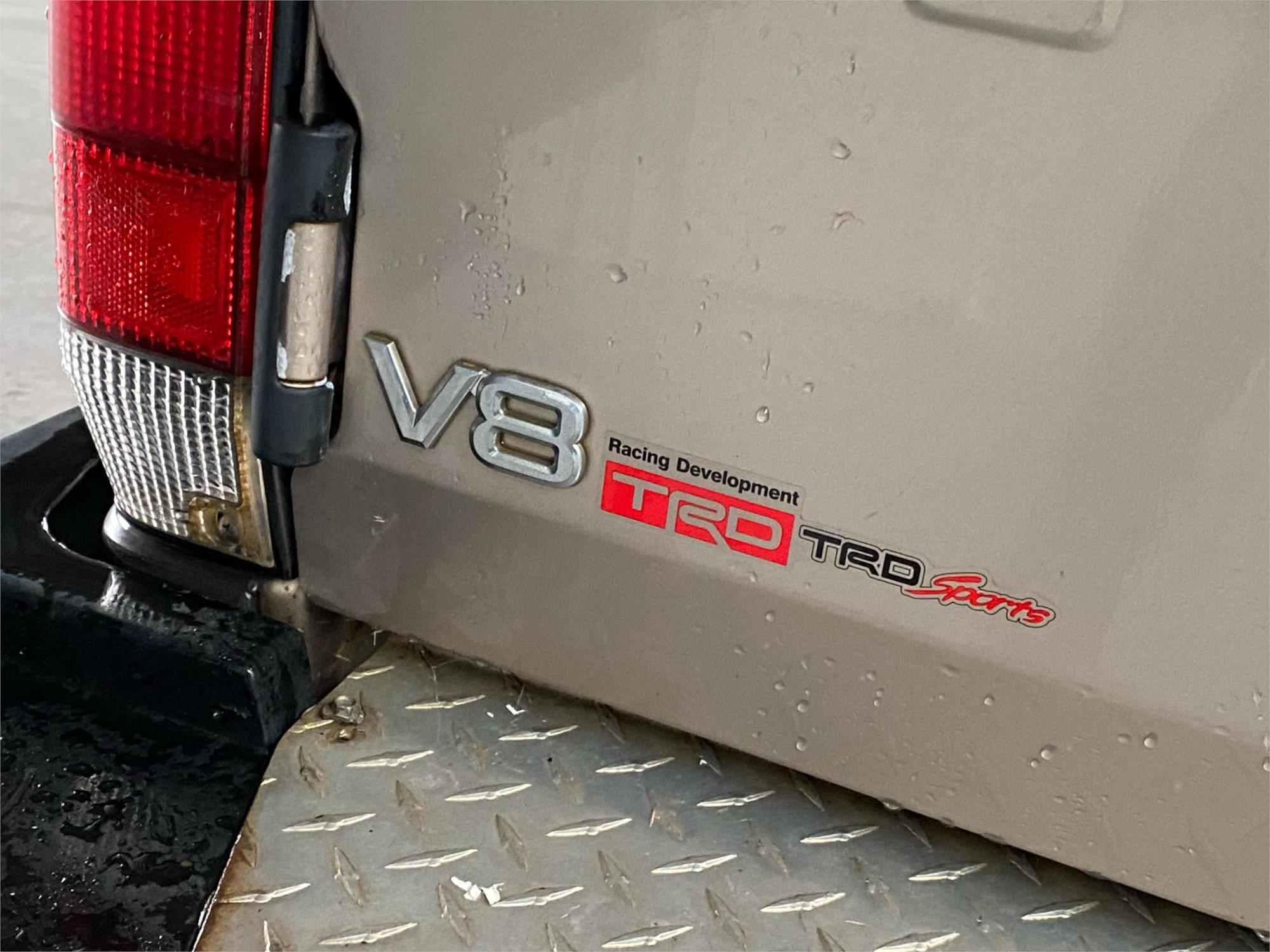 2012 TOYOTA LANDCRUISER 19