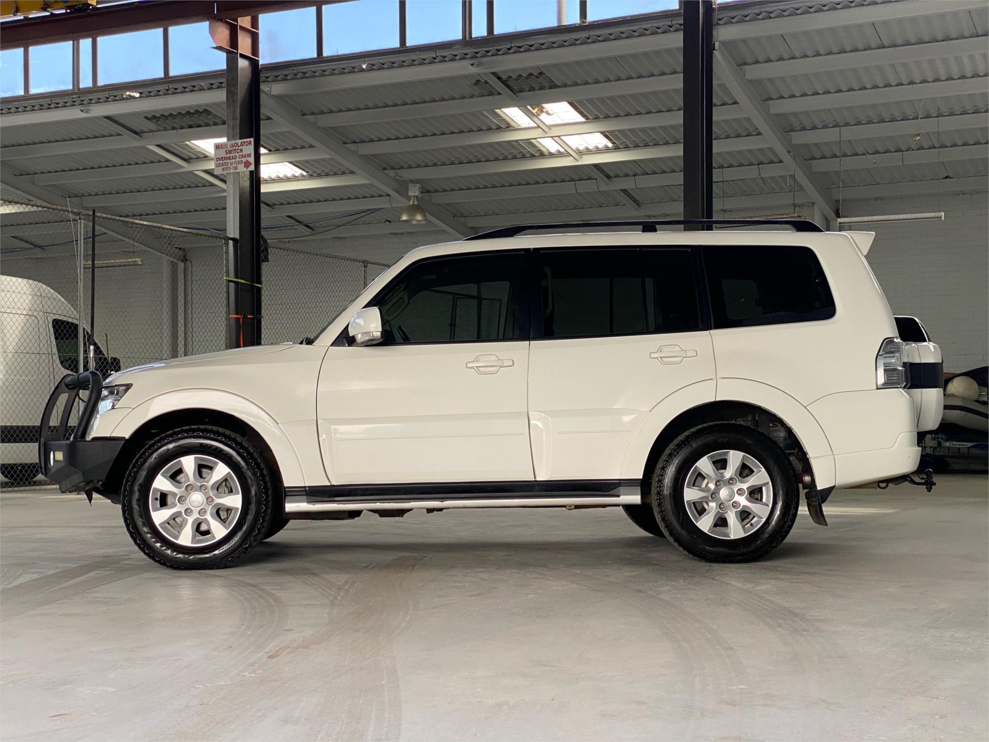 2019 MITSUBISHI PAJERO 7