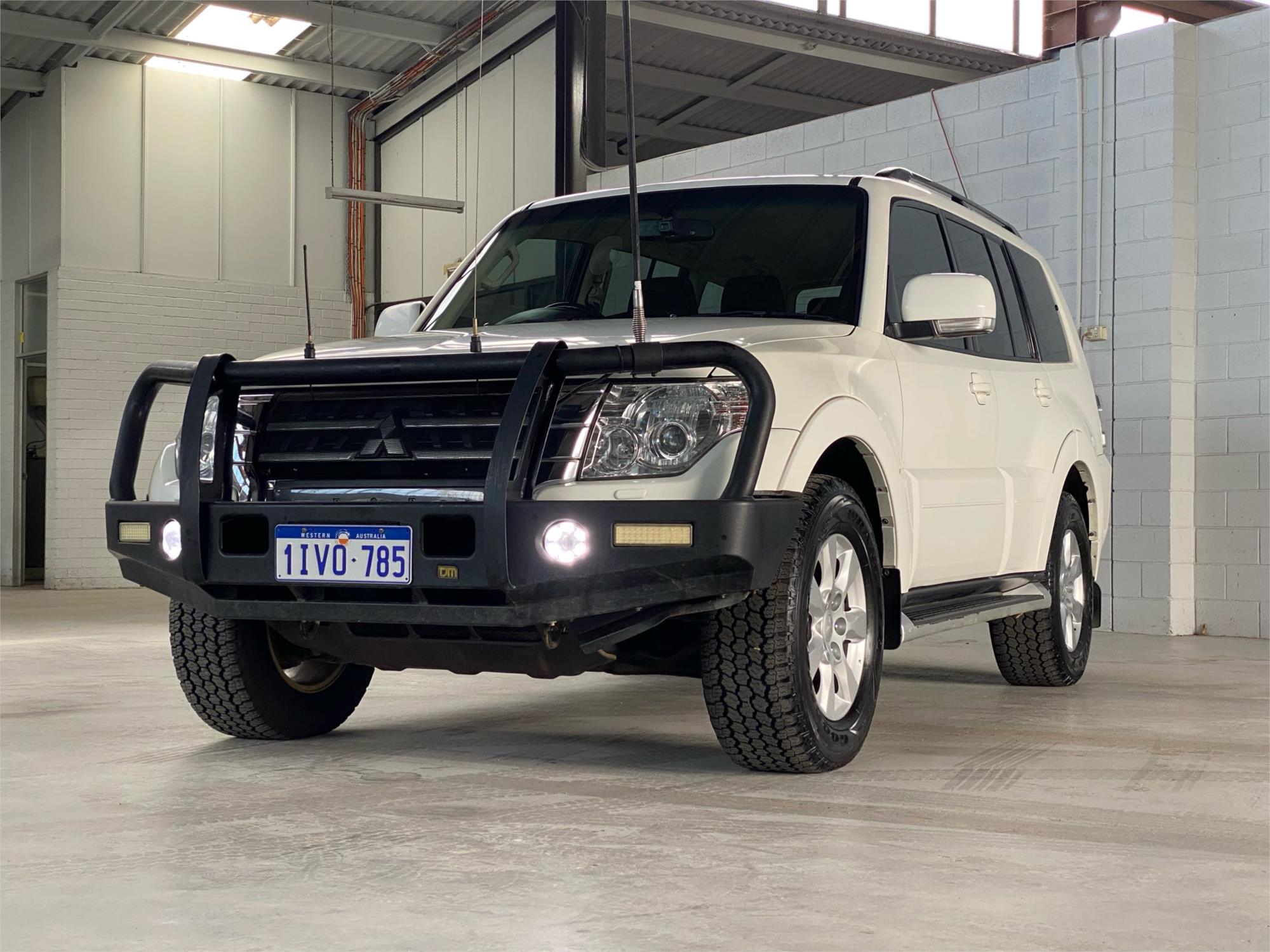 2019 MITSUBISHI PAJERO 8